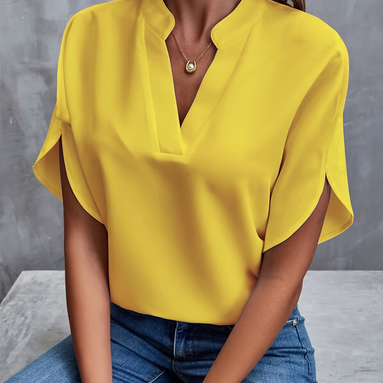 CARLA - LICHTE ELEGANTE BLOUSE